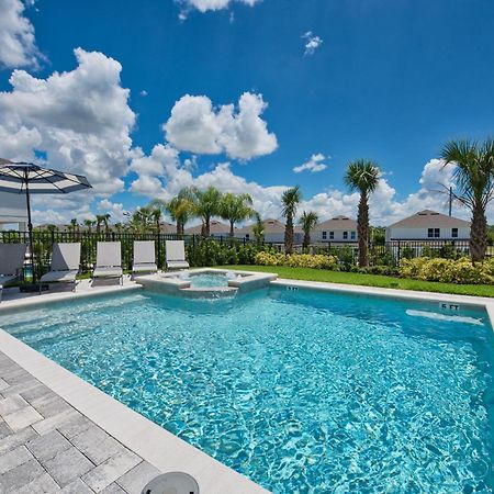 Vibrant Home By Rentyl Near Disney With Private Pool, Foosball Table & Resort Amenities - 7418M Orlando Luaran gambar