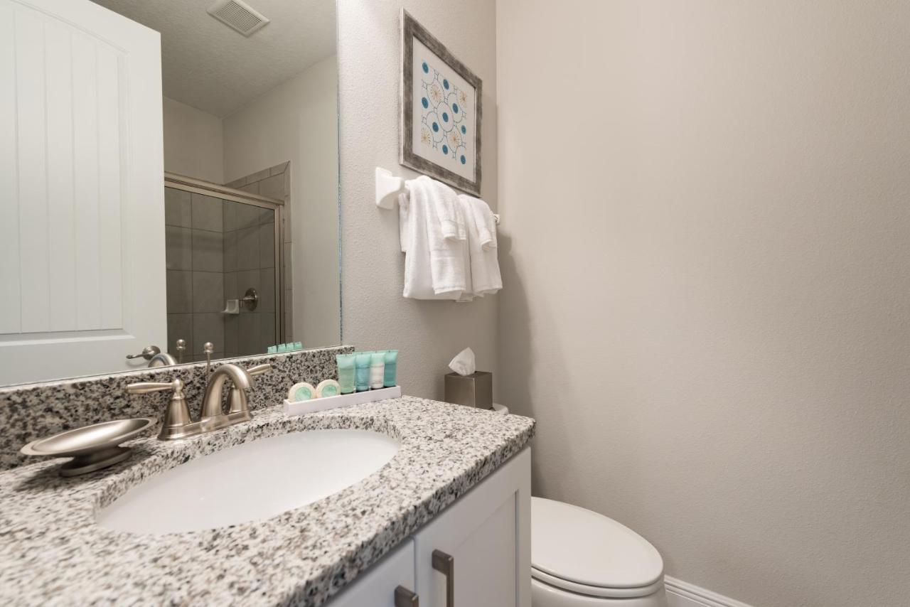 Vibrant Home By Rentyl Near Disney With Private Pool, Foosball Table & Resort Amenities - 7418M Orlando Luaran gambar