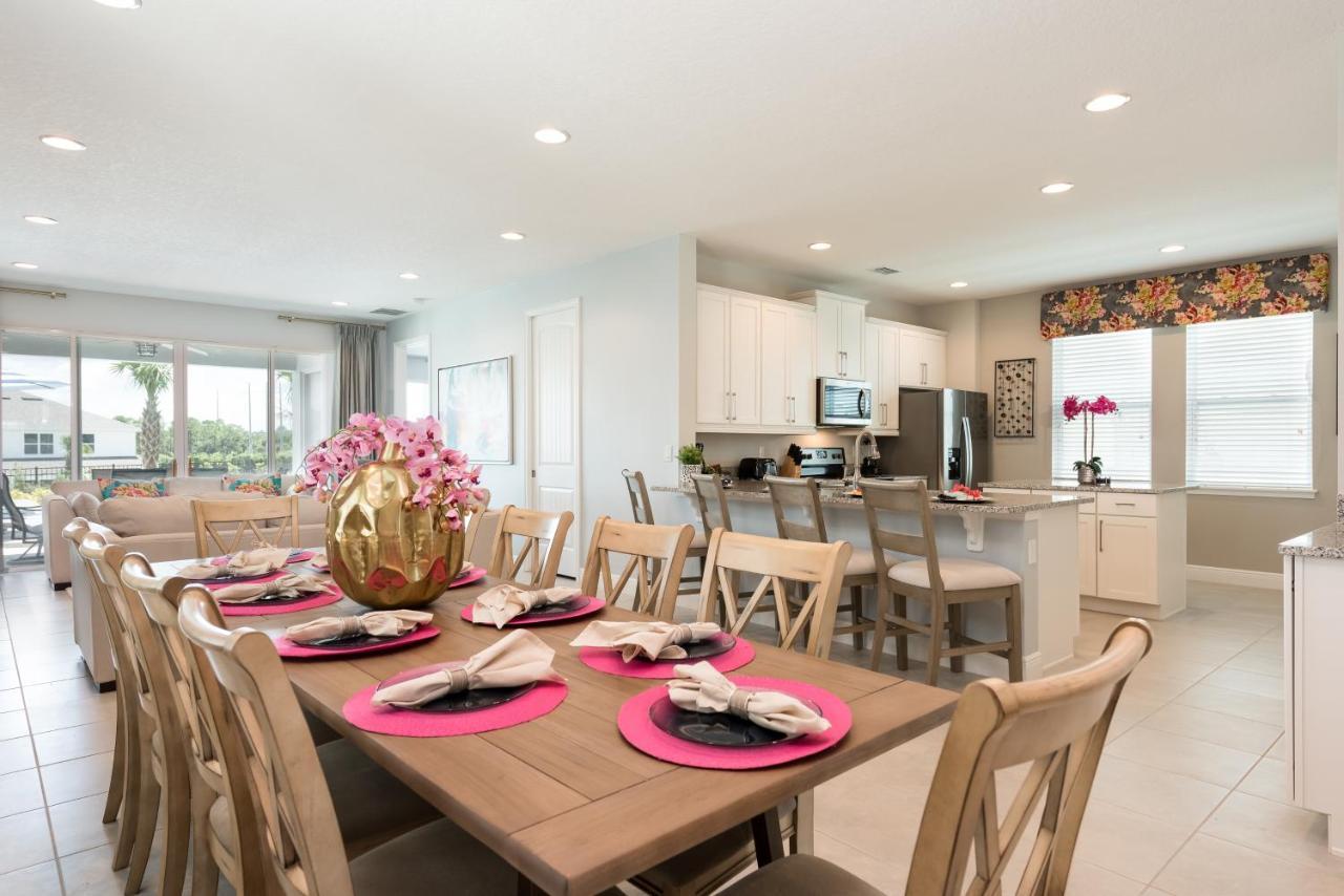 Vibrant Home By Rentyl Near Disney With Private Pool, Foosball Table & Resort Amenities - 7418M Orlando Luaran gambar