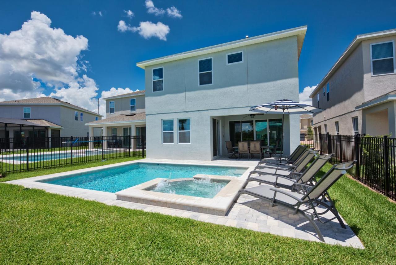 Vibrant Home By Rentyl Near Disney With Private Pool, Foosball Table & Resort Amenities - 7418M Orlando Luaran gambar