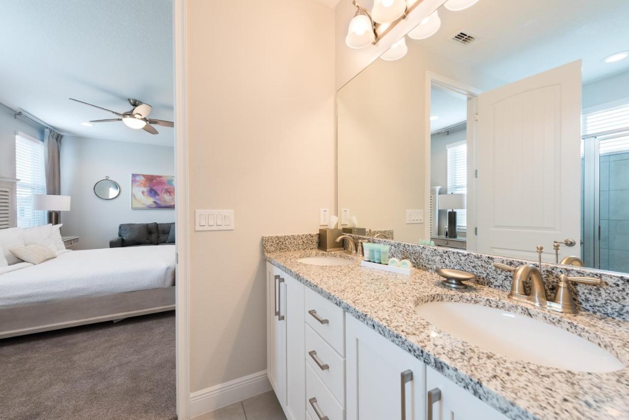 Vibrant Home By Rentyl Near Disney With Private Pool, Foosball Table & Resort Amenities - 7418M Orlando Luaran gambar